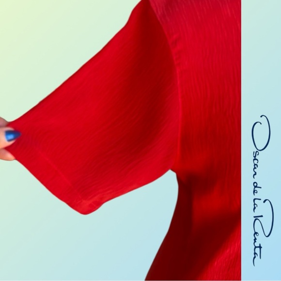Oscar de la Renta, Vibrant Red Silk Top - Picture 4 of 11